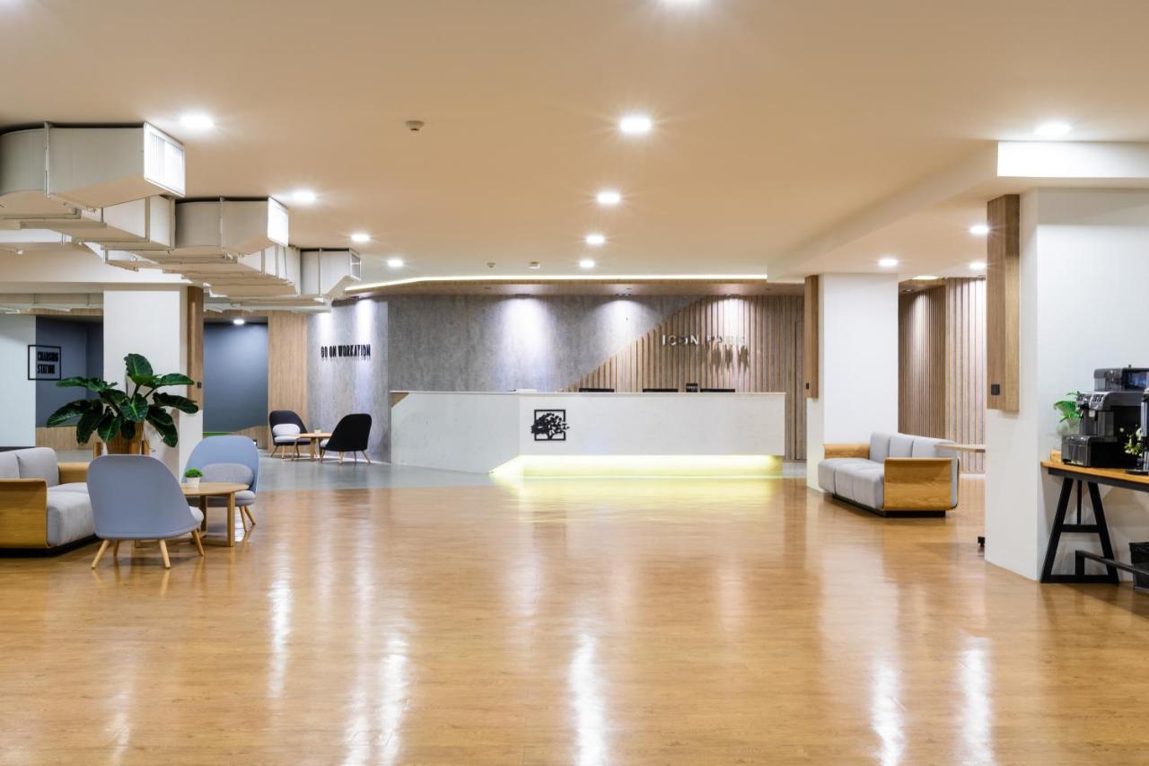 Hotel Icon Park Hotel, Chiang Mai- Sha Extra 4*